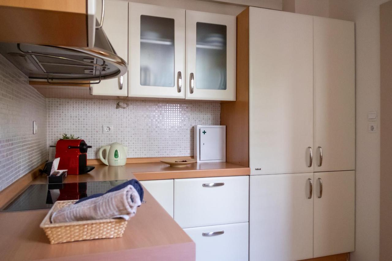 Two Bedroom Apt In Syntagma - Ermou Area Athen Eksteriør billede
